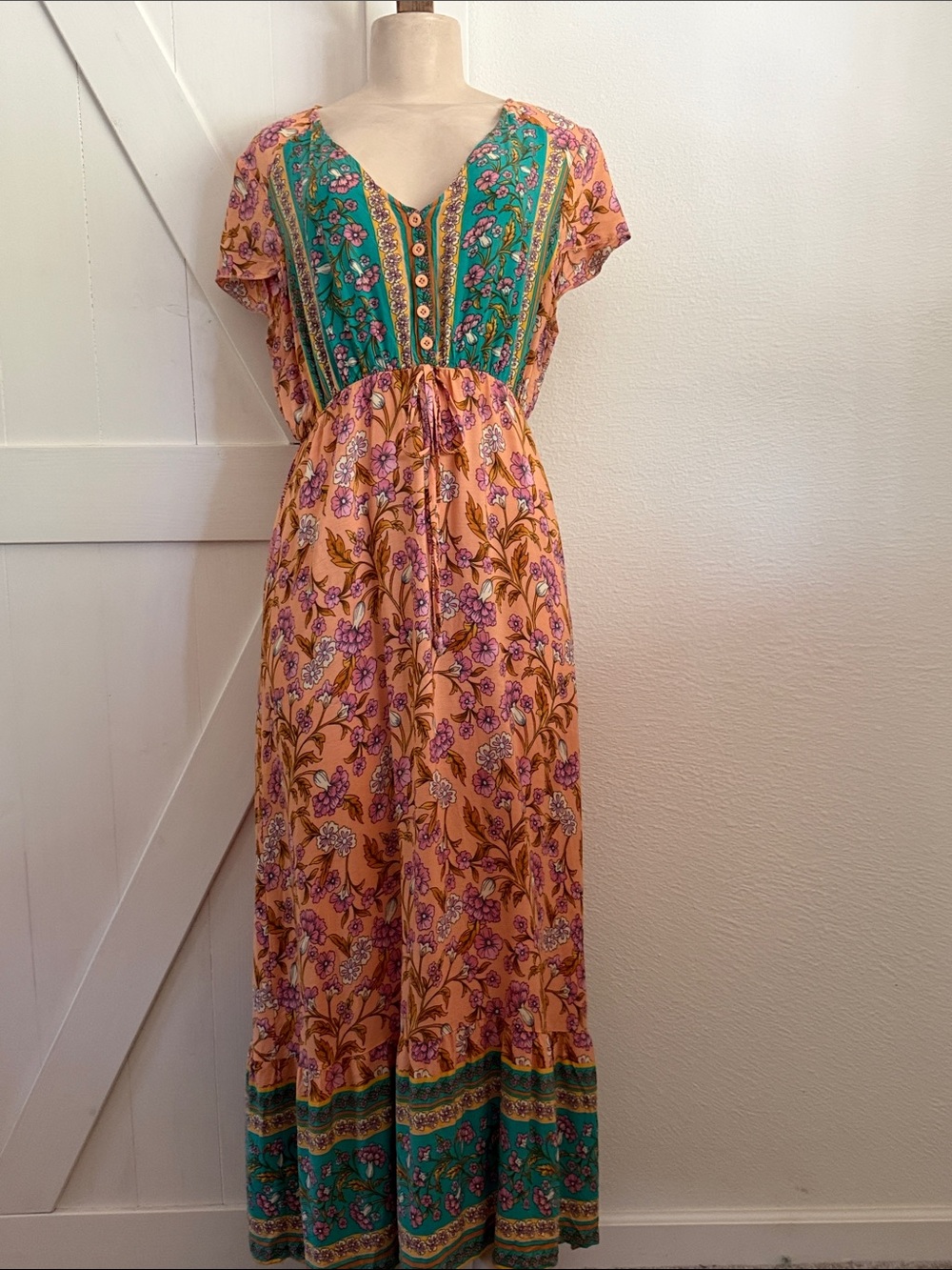 Peach Floral Maxi Dress with Teal Accent L